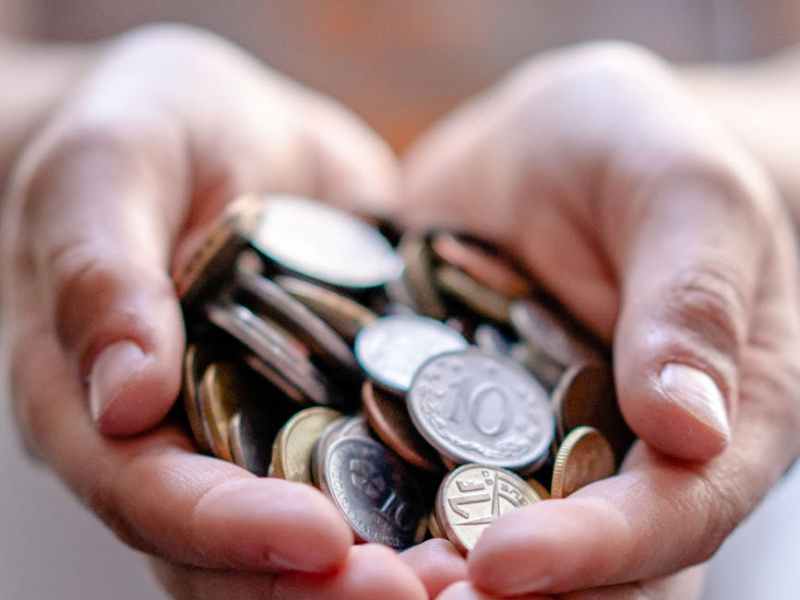 Reeves announces fund for city centre&nbsp;projects